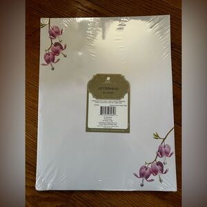 Floral Bleeding heart flower Letterhead 50 Count